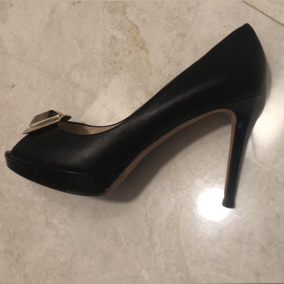 Emilio Pucci Black Leather Peep-Toe Heels Size 39 - Picture 9 of 10